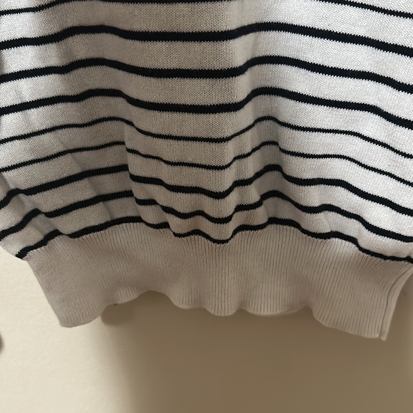 Gian Franco Ferre sweater in great condition. 5/6 year old - Picture 4 of 5